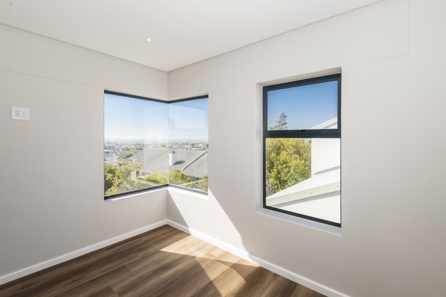 3 Bedroom Property for Sale in Country Club Western Cape